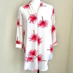 NWOT Antilia Femme Floral Blouse
